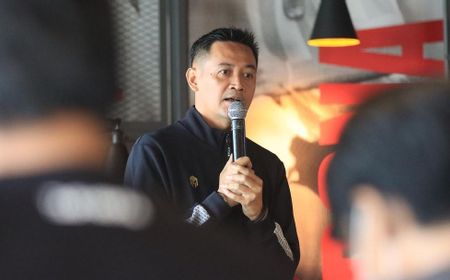 SportCast: Doni Setiabudi, Mengurai Kontroversi di Lapangan Sepak Bola Melalui VAR