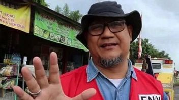 Edy Mulyadi Ready To Respond To Police Calls About Kalimantan Genie's Friend Disposes Of Children, Brings Clothes And Toiletries