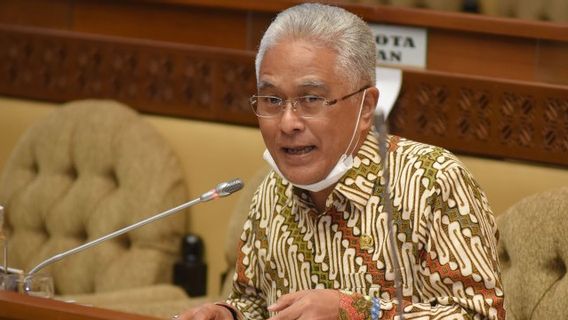古斯帕尔迪·高斯:KPU主席代替Hasyim Asya'ri 由不是DPR的专员决定