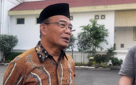 Gantikan Risma, Jokowi Tunjuk Muhadjir Effendy Jadi Plt Menteri Sosial