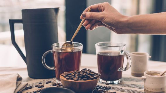 Cara Nyeduh Kopi Tubruk di Rumah agar Nikmat Maksimal