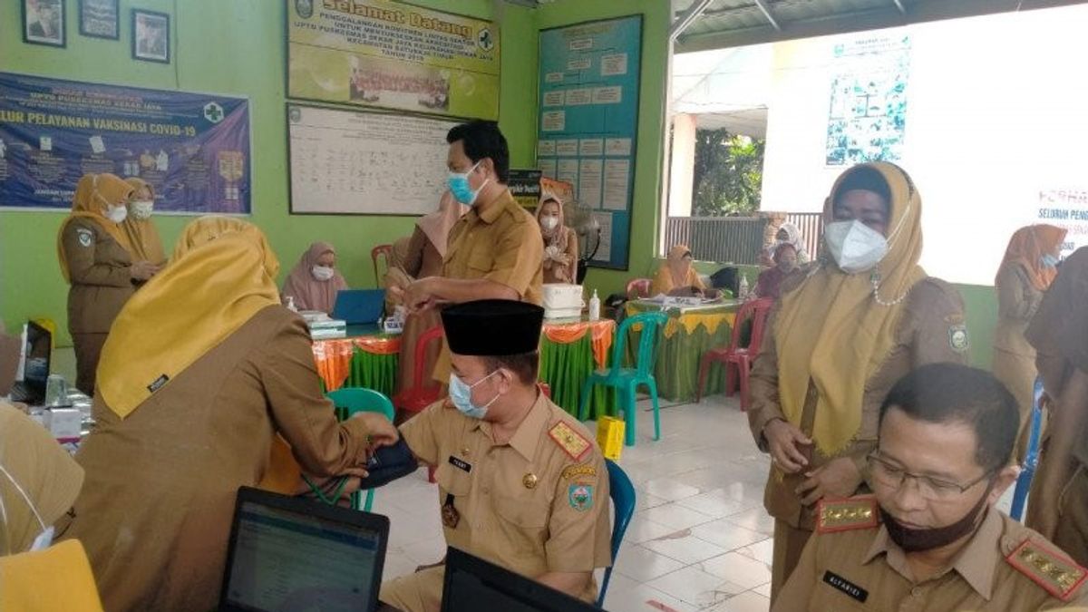 Pemkab OKU Percepat Vaksinasi, Ribuan Guru Telah Disuntik untuk Siapkan KBM Tatap Muka