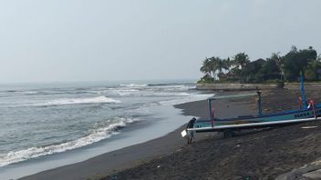 Be Alert, BBMKG Issues Early Warning Of Waves Up To 4 Meters In South Bali