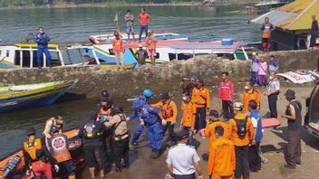 Aceng, Which Was Lost In The Cianjur River, Was Found Lying Stiff With A Swollen Condition