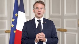 Abaikan Oposisi, Macron Tolak Mundur, Janji Pastikan Stabilitas Prancis