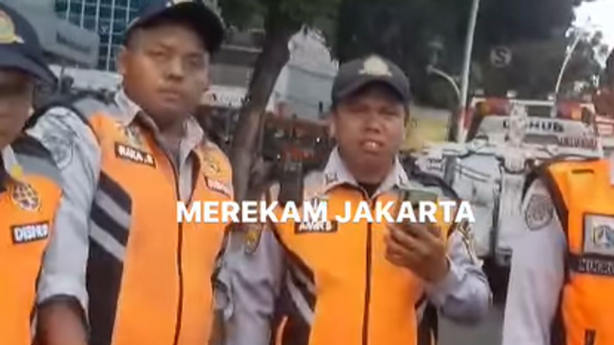 chauffeur de taxi en ligne persécuté par des agents de Dishub sur le marché de Tanah Abang, Kasudinhub n’a pas répondu
