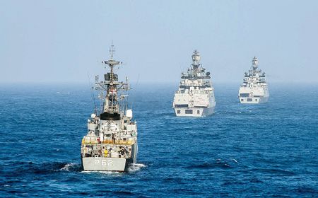 India Kirim Kapal Perusak, Fregat dan Korvet, Laut China Selatan Makin Sesak