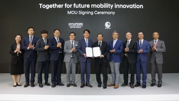 بالإضافة إلى السيارات الكهربائية ، ستقوم هيونداي ببناء نظام بيئي لتنقل الهيدروجين في سنغافورة