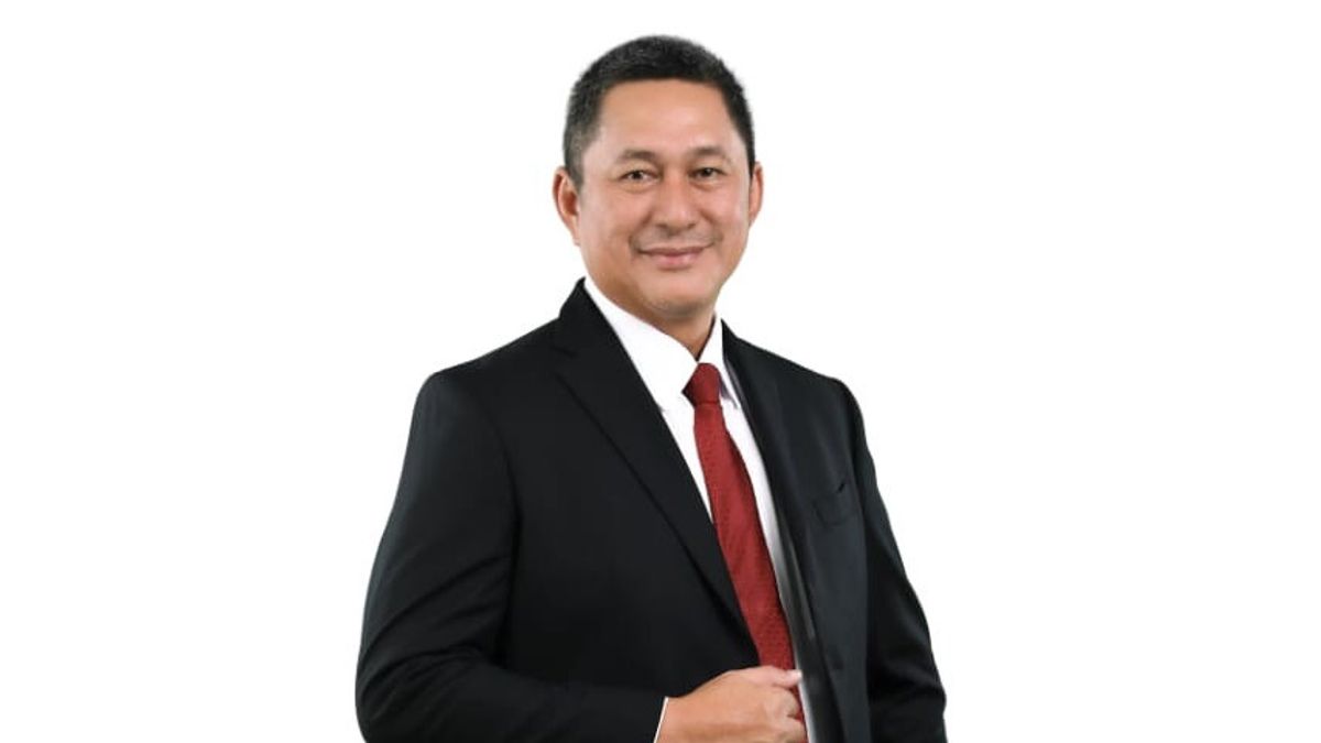 国有企业部任命桑德里·帕桑布纳为PT Surveyor Indonesia总裁