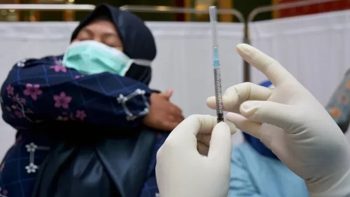 31 Thousand Elderly In Riau Islands Have Injected Boosters, Only 56,125 People