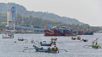 교통부 장관: 탄중 왕이(Tanjung Wangi) 항구에 다목적 부두 건설로 발리의 부담을 줄일 수 있습니다