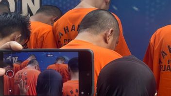 チレボンの医師が同僚に不道徳を犯すことは、12年の懲役刑で脅かされています