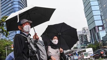 1月30日の天気:木曜日の朝からジャカルタでは小雨が降っています