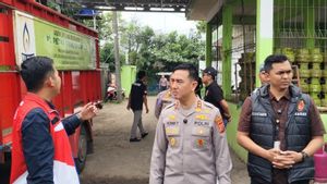  Polisi Sidak 2 Agen di Cianjur Respons Penangkapan 4 Tersangka Oplos Gas 3 Kg Rugikan Negara Rp1 M