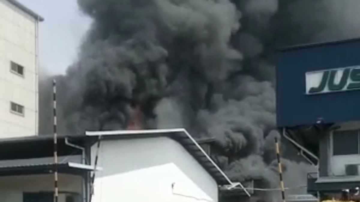 西林辛化工厂烧伤，居民听到两次爆炸声