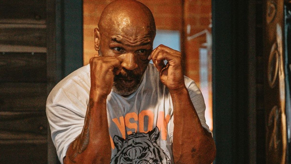 Mike Tyson And Floyd Mayweather Turns Out To Hate Each Other, Here's Why