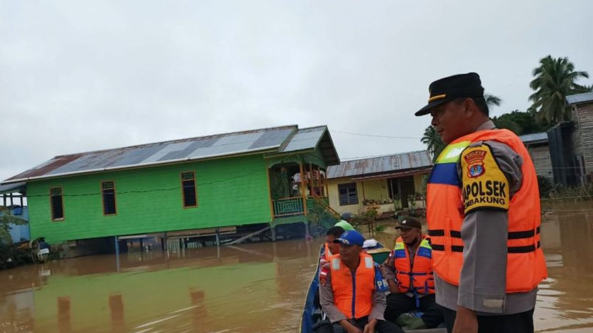 努努坎的13个村庄，北加里曼丹，被洪水淹没