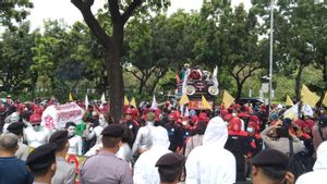 Wagub DKI Riza Patria Minta Pengusaha Patuhi Aturan Kenaikan UMP Jakarta