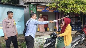 Seorang Ibu di Situbondo Dipukul 3 Kali Saat ke Pasar, Motornya Dirampas