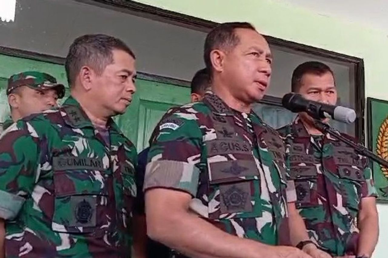 弾薬倉庫の爆発の結果、衆議院委員会Iの委員長はインドネシア軍に市民の損失に関する積極的なデータを要求した。