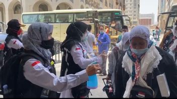 Kemenkes Ingatkan Jemaah Haji Waspadai Cuaca Panas di Madinah