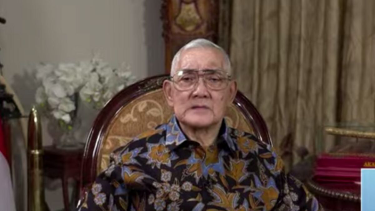 Pemerintah Pastikan Proses Pemakaman Try Sutrisno dengan Upacara Militer