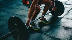 Manfaat Angkat Beban Setiap Hari untuk Kesehatan Tubuh