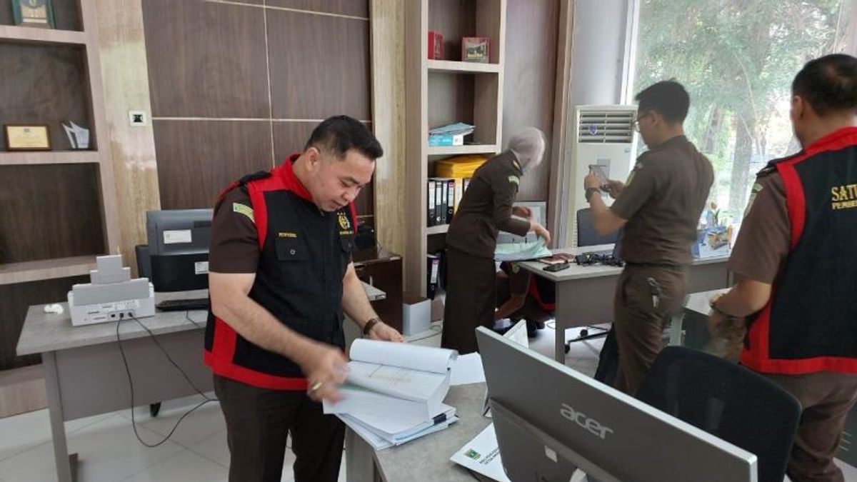 The Prosecutor's Office Searches The West Sumatra Governor's Office Regarding The Alleged Case Of Disdik Corruption