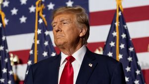 Saingi China, Trump Bangun Cadangan Mineral Strategis