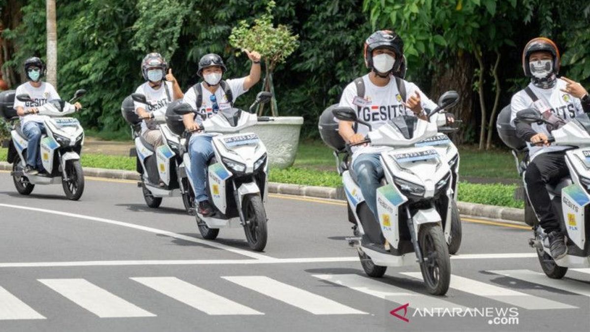 700万印尼盾电动摩托车援助的接受者的要求，你包括在内吗？