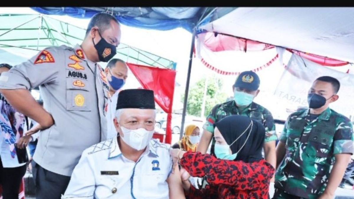 Pemkab Bangka Barat Memperketat Pengawasan Pelabuhan Mencegah Penularan Kasus COVID-19 Omicron 