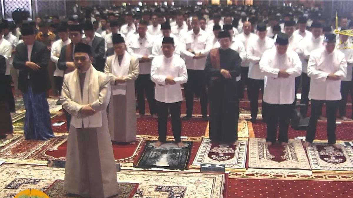 伊斯蒂克拉尔的Id Salat Id,Prabowo Diapit Menag的总统和Saf Depan的Teddy Seskab