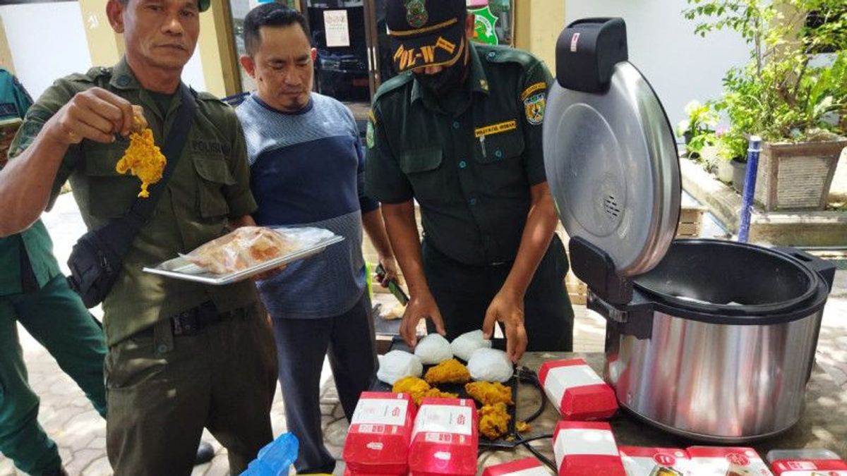 Polisi Syariat Aceh Gerebek Indomaret Jual Makanan di Siang Hari