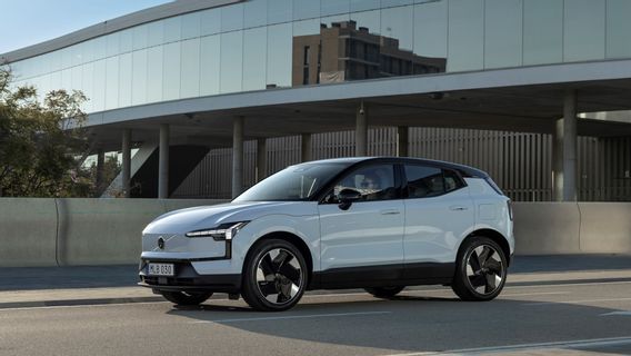 ボルボEX30中国生産が2024年北京汽車ショーでデビュー