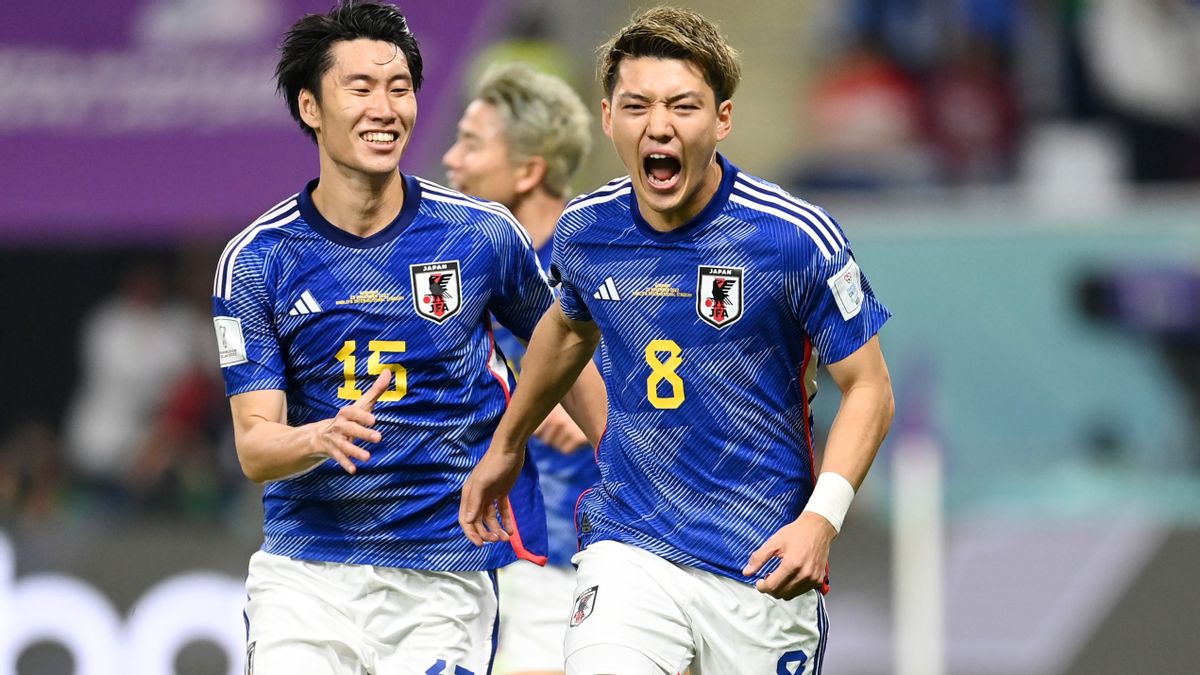2022年世界杯，德国vs日本：太棒了！蓝色武士2-1推翻装甲