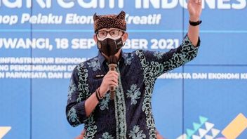 Sandiaga Uno Minta Pemprov Bali Bersiap Hadapi Peningkatan Kunjungan Wisatawan Domestik saat Natal 