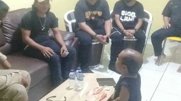 The Burglary Ucok Baba Claims To Be A Member Of A Community Organization In Depok, His Status Is A Rich Man