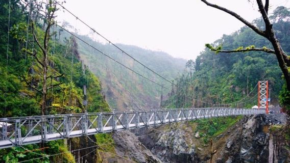 Jembatan Gantung Gladak Perak Lumajang Kembali Dibuka, Masyarakat Bisa Gunakan Lagi Namun Diminta Tetap Hati-hati