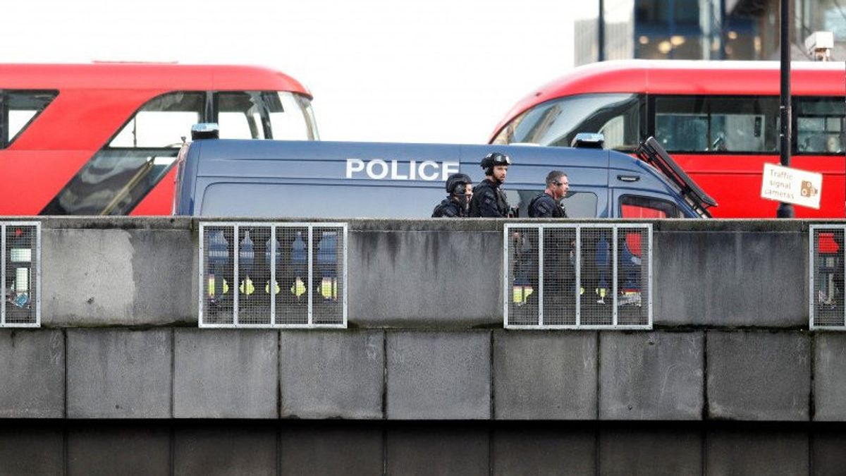 حادث طعن في برمنغهام وعدد من المصابين