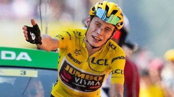 丹麦自行车手乔纳斯·文格加德（Jonas Vingegaard）即将赢得2022年环法自行车赛