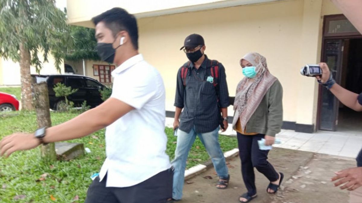  12 Jam Diperiksa KPK di Polda Sultra, Bupati Kolaka Timur Andi Merya Nur Langsung Dibawa ke Jakarta