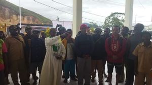 Diantar Pastor, 3 Korban Selamat dari Kerusuhan Dogiyai Papua Berhasil Dievakuasi