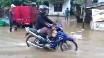 Four Villages In Kudus Hit By Flood