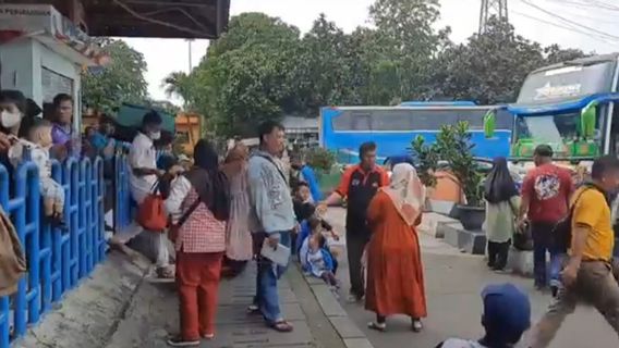 3,019 AKAP Bus Passengers ARRIVEd In Jakarta Via Kampung Rambutan Terminal