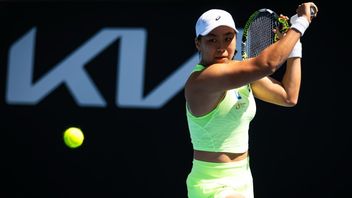 جينيس تيجين تلتقي باللاعب الثاني في الدورة 16 لبطولة دبي 2026