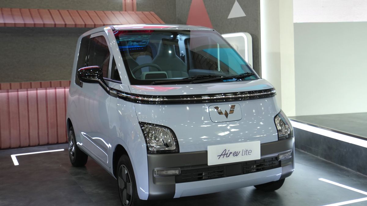 Wuling Air ev Lite متاح مع متغير نطاق طويل ، مسافة 300 كم وسعر 190 مليون روبية إندونيسية