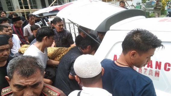  Ribuan orang Antar Jenazah Pebalap Kuntet Khalisa ke Pemakaman