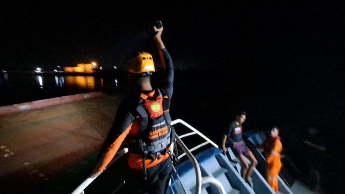 Pangkalpinang SAR Team Evacuated 13 Crew Members Of KM LAN Who Drowned In Pangkalbalam