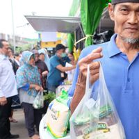 Antisipasi Kenaikan Harga Gula, Airlangga: Bulog Akan Memasok 51.300 Ton