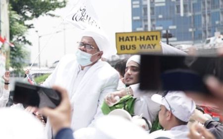 Rizieq Shihab Cecar PNS Kemendagri Soal SKT FPI